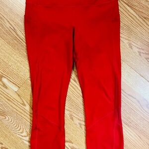 Red Lulu lemon capris